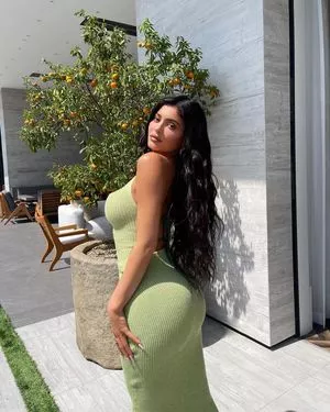 Kylie Jenner Onlyfans Leaked Nude Image #cG2L2RV6Pu