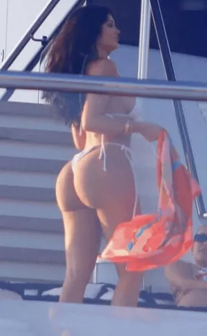 Kylie Jenner Onlyfans Leaked Nude Image #cJjAfulXZf