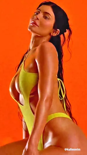 Kylie Jenner Onlyfans Leaked Nude Image #lW2fDOBfMA