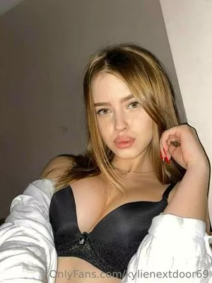 Kylienextdoor69 Onlyfans Leaked Nude Image #G6ufEM1GaI