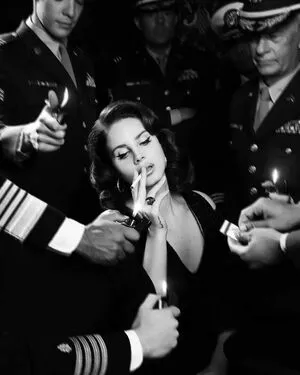 Lana Del Rey Onlyfans Leaked Nude Image #Gue5MecWez