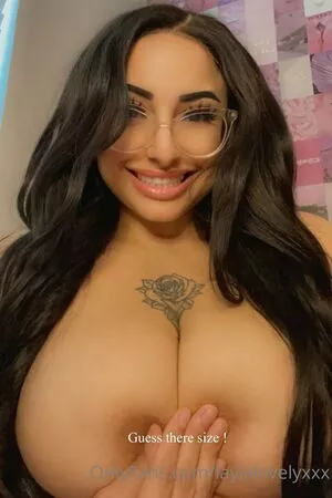 Laylalovelyxxx Onlyfans Leaked Nude Image #ClnioN5r3X