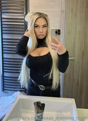 Lexas_dressing_room OnlyFans Leak uhtvdcMEqR