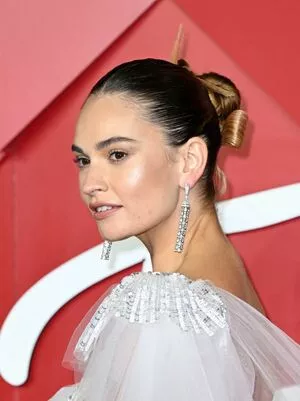 Lily James Onlyfans Leaked Nude Image #2AKK9ea2zA