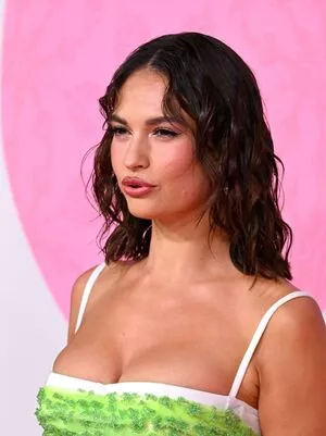 Lily James Onlyfans Leaked Nude Image #VmSDhqSbe5