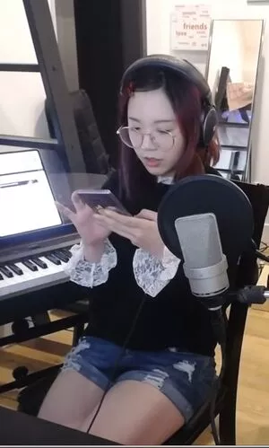 Lilypichu Onlyfans Leaked Nude Image #koNAvjWpAl