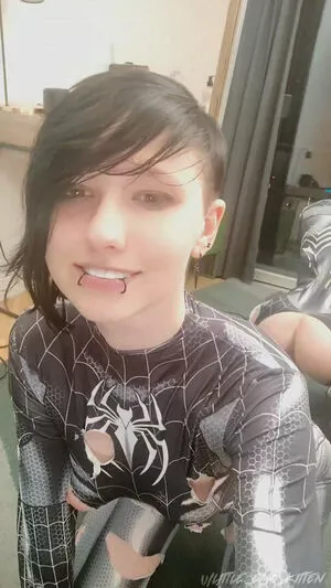 Little_emo_kitten Onlyfans Leaked Nude Image #yPRmJRxd55