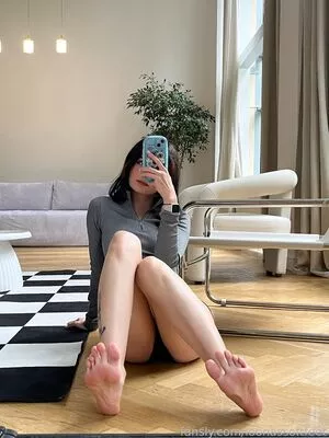 Loonassoftfeet Onlyfans Leaked Nude Image #anOuRICYfY