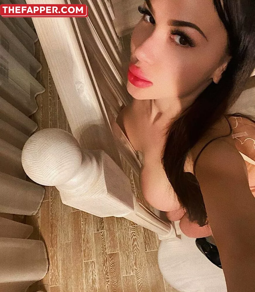 Lovalova  Onlyfans Leaked Nude Image #q0y5526jTL