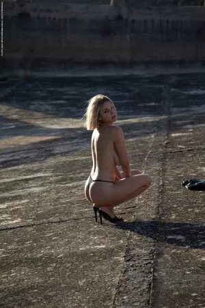 Lyubovvomne Onlyfans Leaked Nude Image #1oQBTQrvgx