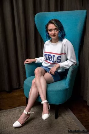 Maisie Williams Onlyfans Leaked Nude Image #1U9G5pMKxn