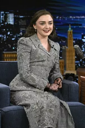 Maisie Williams Onlyfans Leaked Nude Image #3CcI3XHUVM