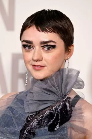 Maisie Williams Onlyfans Leaked Nude Image #6VsNm1jZYV