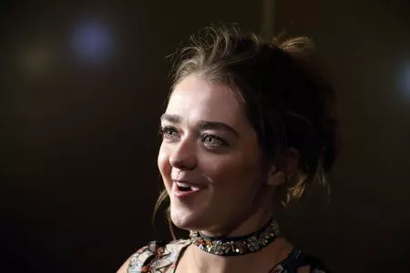 Maisie Williams Onlyfans Leaked Nude Image #8SxNU1aLJi