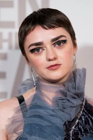 Maisie Williams Onlyfans Leaked Nude Image #xVh0cM6Jbq