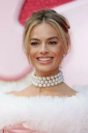 Margot Robbie Onlyfans Leaked Nude Image #QyRXoYqkEY