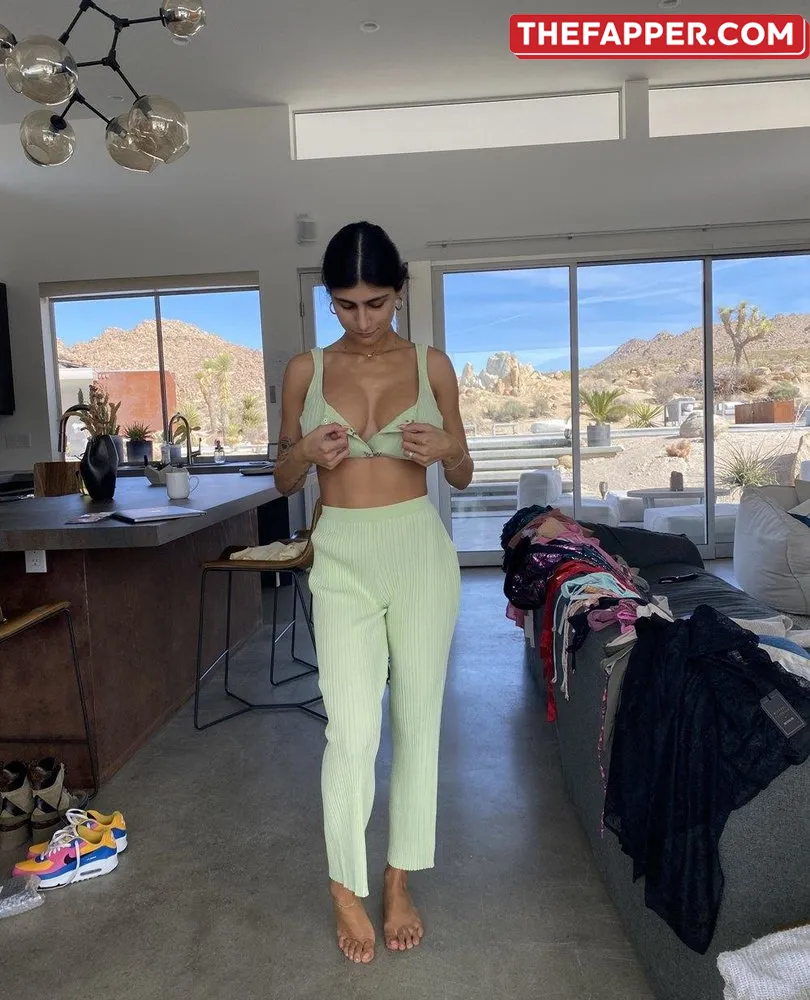 Mia Khalifa  Onlyfans Leaked Nude Image #eaj89V9eo6