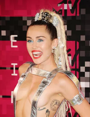 Miley Cyrus Onlyfans Leaked Nude Image #3N5Wz3v2IU