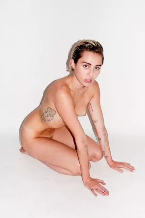 Miley Cyrus Onlyfans Leaked Nude Image #Mtm68rkvro