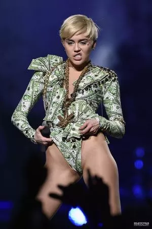 Miley Cyrus Onlyfans Leaked Nude Image #S25qCKAP3g