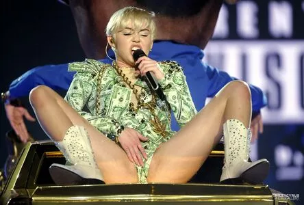 Miley Cyrus Onlyfans Leaked Nude Image #WSPrJ68E3g