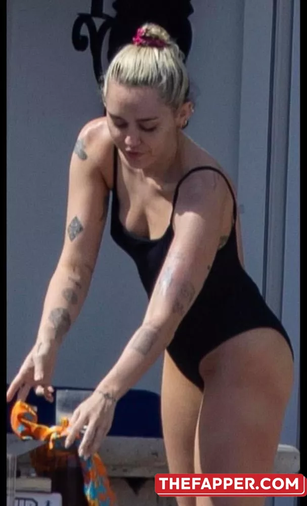 Miley Cyrus  Onlyfans Leaked Nude Image #ZzJ6qVrn79