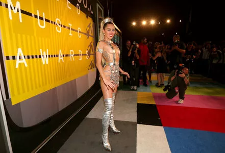 Miley Cyrus Onlyfans Leaked Nude Image #jFmVo4QHox