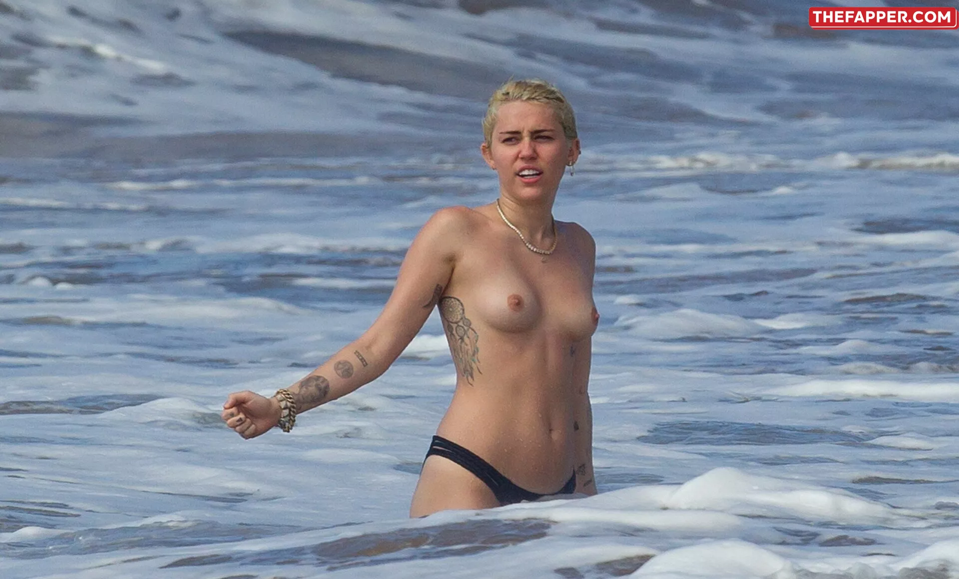 Miley Cyrus  Onlyfans Leaked Nude Image #teYoeMQSBL