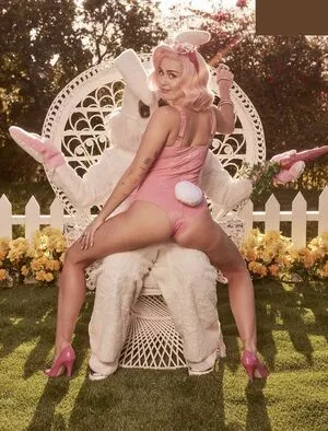 Miley Cyrus Onlyfans Leaked Nude Image #wUNBdroWBV