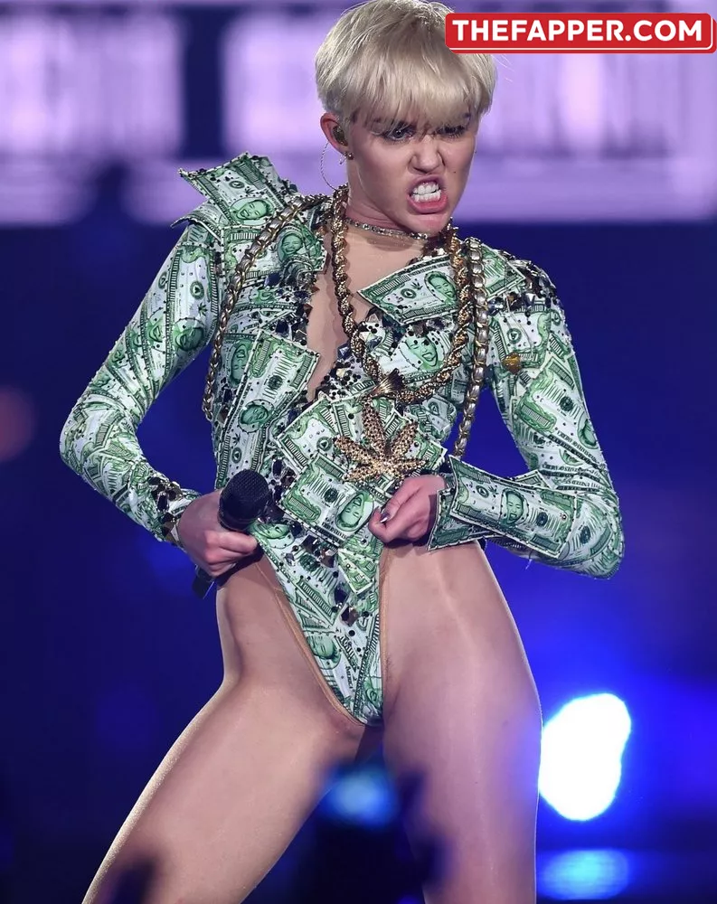 Miley Cyrus  Onlyfans Leaked Nude Image #wa2FWI6E22