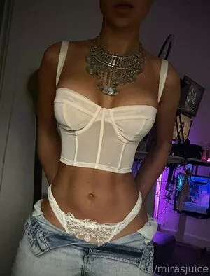 Mira_nowhere Onlyfans Leaked Nude Image #w6898ItsP7