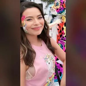 Miranda Cosgrove OnlyFans Leak 8dRl3DsgrE