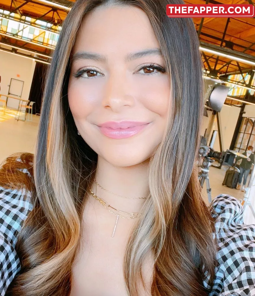 Miranda Cosgrove  Onlyfans Leaked Nude Image #Y6QicP2L2d