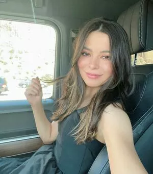 Miranda Cosgrove OnlyFans Leak hTVWva70XO