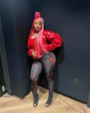 Nicki Minaj Onlyfans Leaked Nude Image #5a1HCb57l6