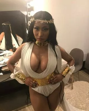 Nicki Minaj Onlyfans Leaked Nude Image #UL4dyAl4M3