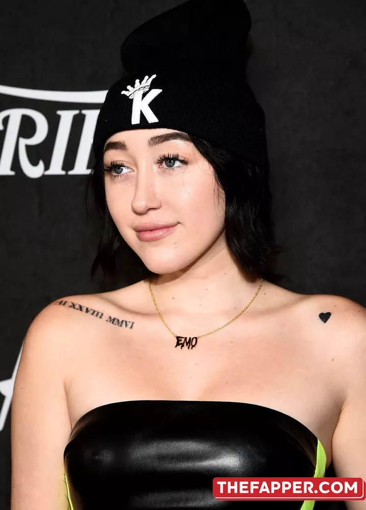 Noah Cyrus  Onlyfans Leaked Nude Image #2pPagdRNji