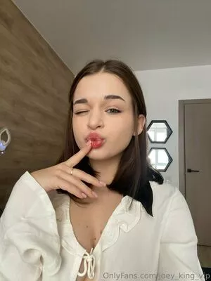 Petite.olya.vip Onlyfans Leaked Nude Image #SJwU5oZ9NO