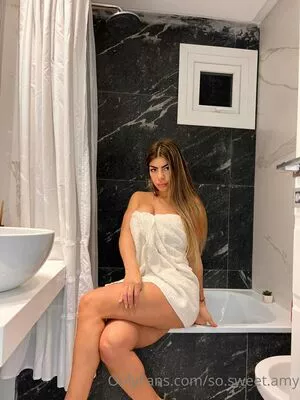 Queen.amy Onlyfans Leaked Nude Image #Kso8m6NWJC