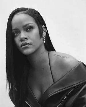 Rihanna Onlyfans Leaked Nude Image #4rRhgdHRVN