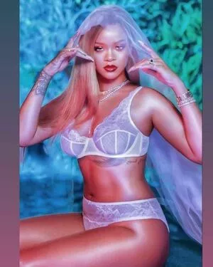 Rihanna Onlyfans Leaked Nude Image #BUJO3fpQTV