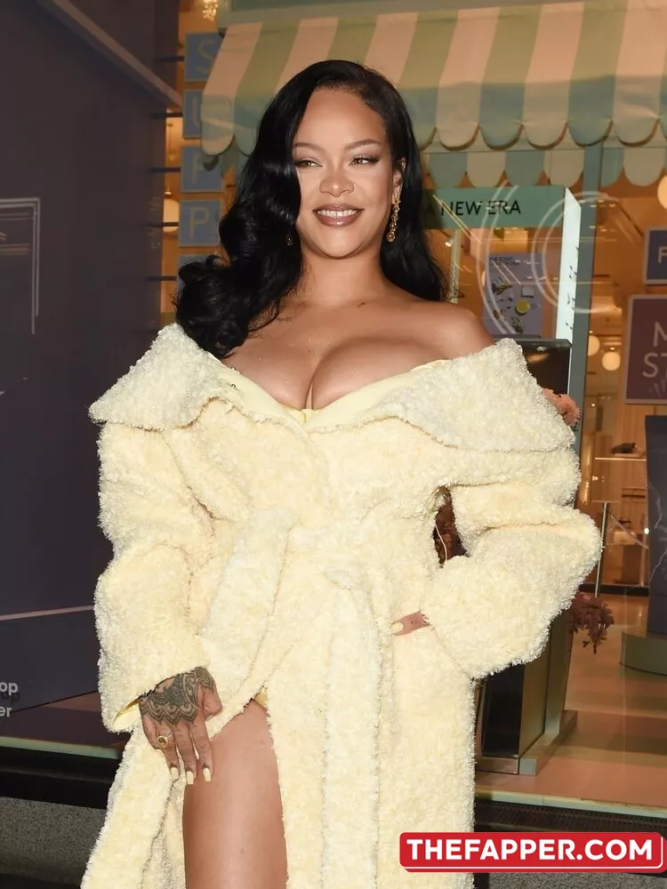 Rihanna  Onlyfans Leaked Nude Image #FVFe2HgnWz