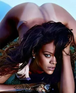 Rihanna Onlyfans Leaked Nude Image #GLAOAyqbo7