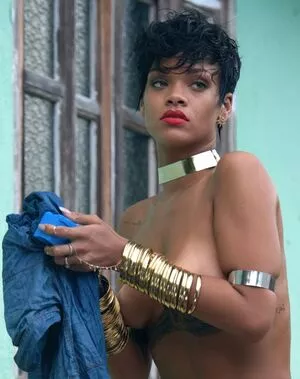 Rihanna Onlyfans Leaked Nude Image #Jnd3na4R6q