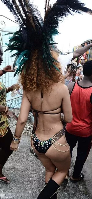 Rihanna Onlyfans Leaked Nude Image #SDmU1U8zqU