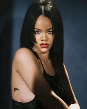 Rihanna Onlyfans Leaked Nude Image #TH11xIsuKv