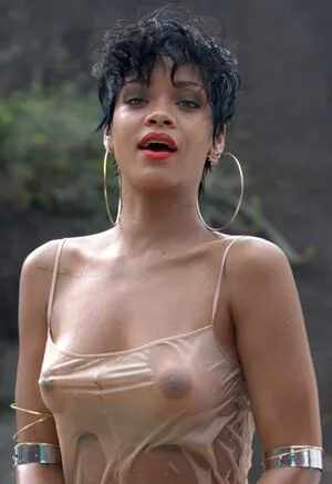 Rihanna Onlyfans Leaked Nude Image #dUmc91sWiJ