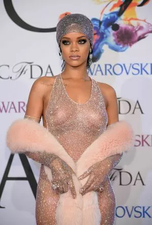 Rihanna Onlyfans Leaked Nude Image #gGGSu1SGpQ