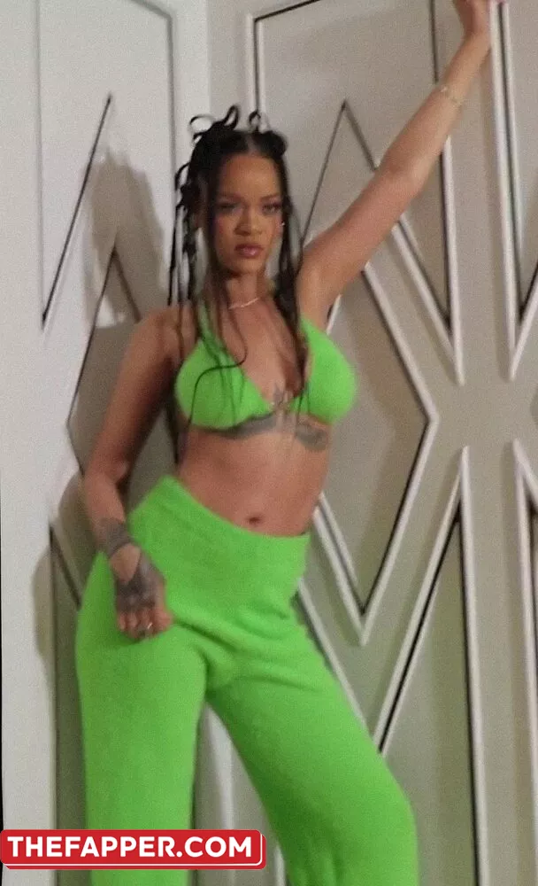 Rihanna  Onlyfans Leaked Nude Image #jZXXozdIEX