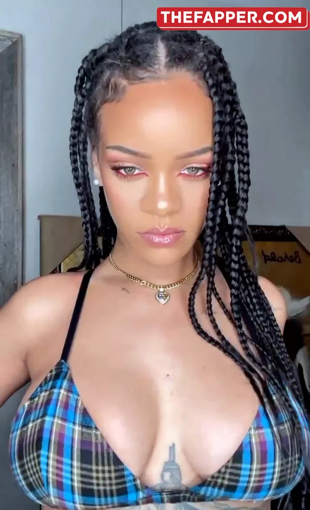 Rihanna  Onlyfans Leaked Nude Image #piiubin324